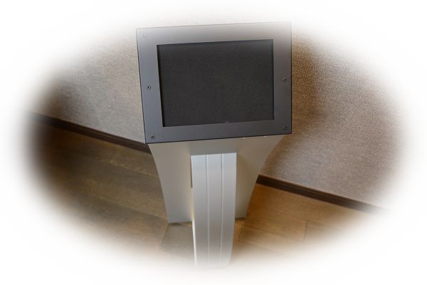 タブレット台が完成